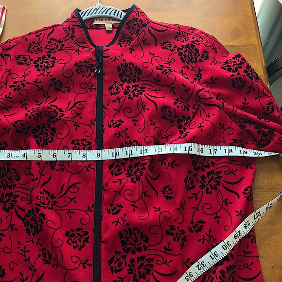 Notations red and black velvet jacket - Picture 6 of 6